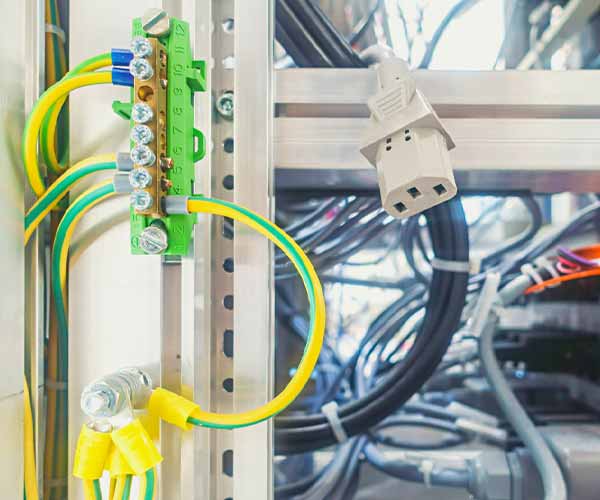 Formation habilitation électrique Nice 06 HO(V) BO