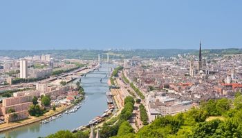 L'image de la ville de Rouen (Seine-Maritime) où se trouve le centre de formation professionnel RH Reflex