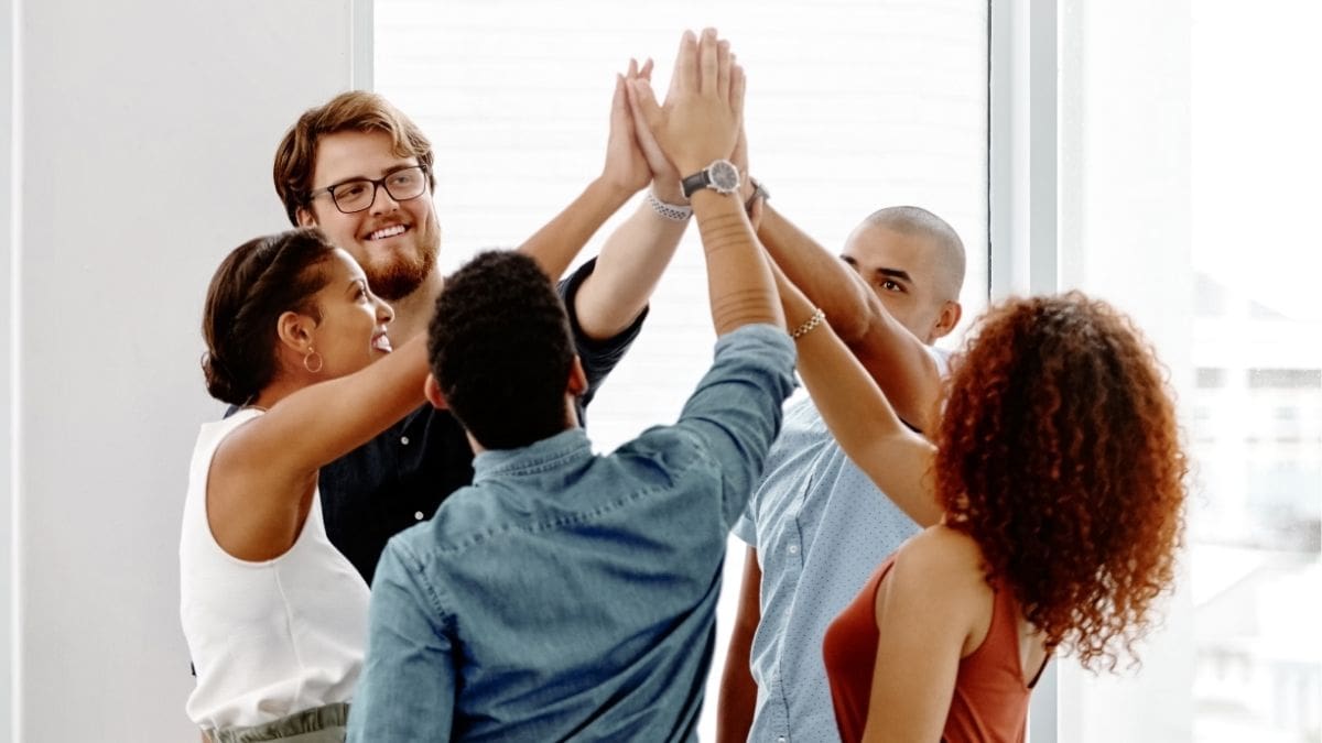 L'image d'illustration du domaine de formation travail collaborative (sans filtre)