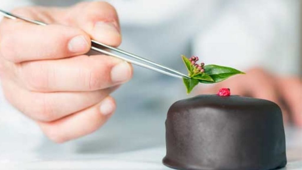 L'image à la Une de la formation Créativité dans les desserts : de la pâtisserie traditionnelle à l'art culinaire sucré