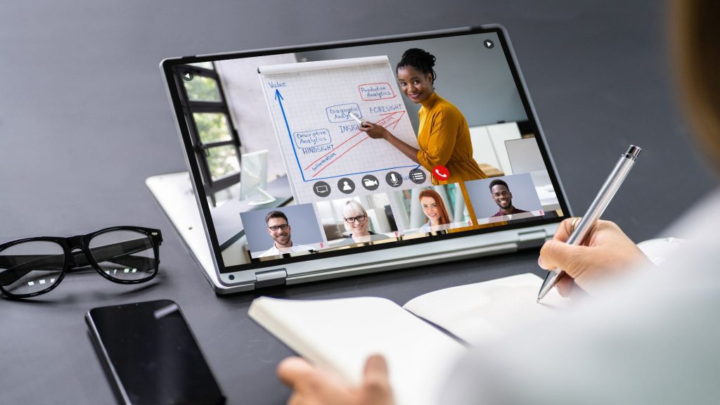 L'illustration de la formation "IA Générative niveau avancé : optimiser vos usages professionnels"