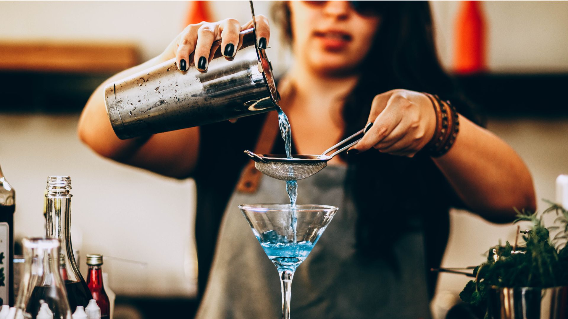 Image à la une de la formation Bartender de thibault poëlvilain