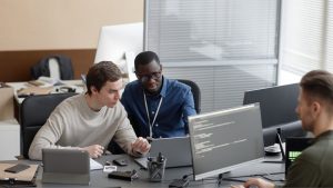 L'illustration de l'article "Comment réussir le tutorat d'un alternant ?"